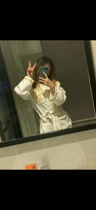 小仙童 00后