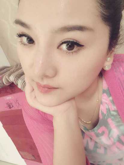 棉纺路的妹子，服务很好 
