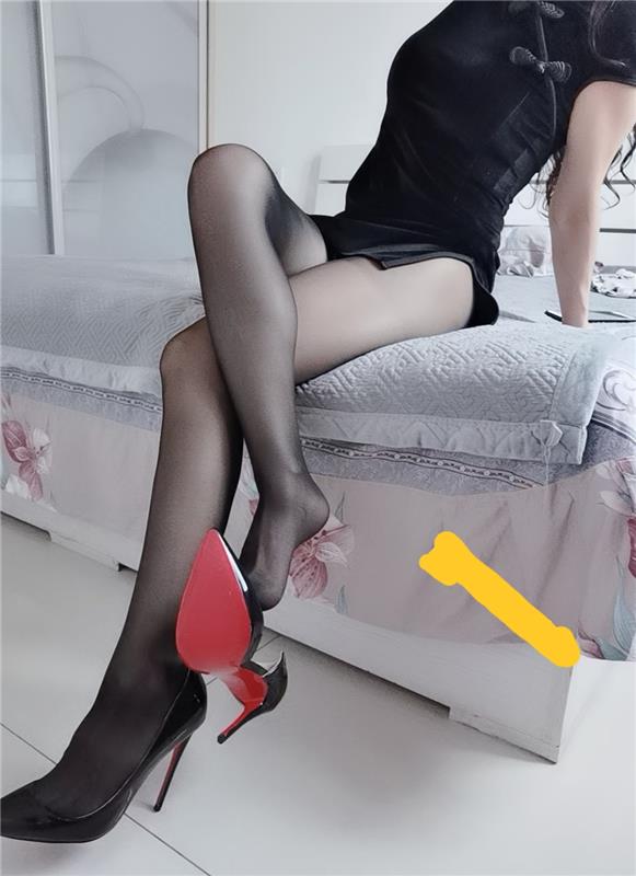 认识很久的一个sm女王也接大活