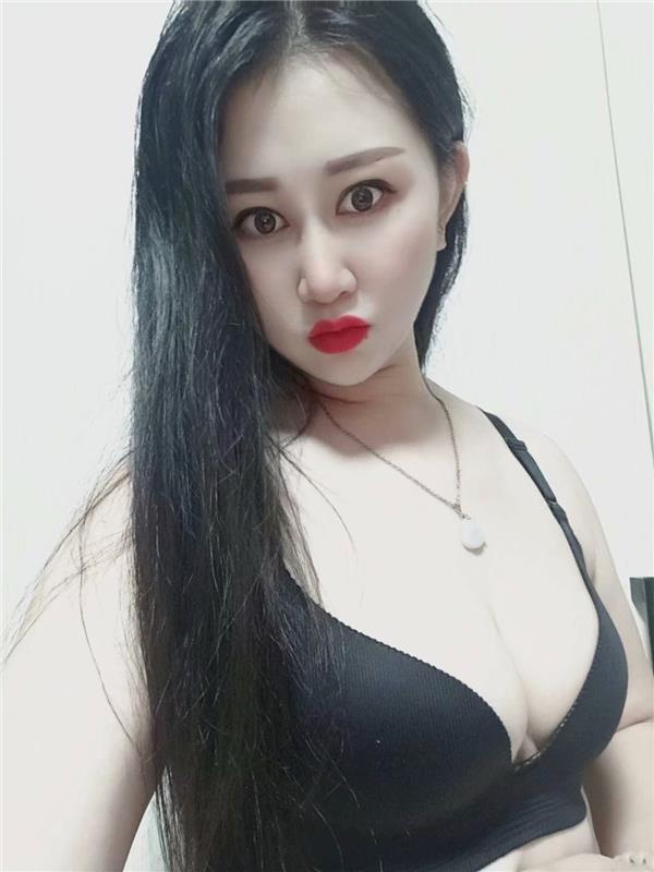 身高170长腿爆乳肉弹型美妞