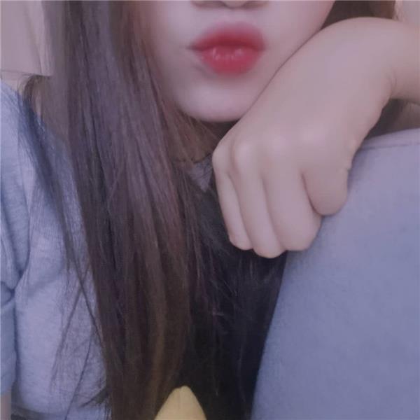 体验颜控嫩妹小橘子