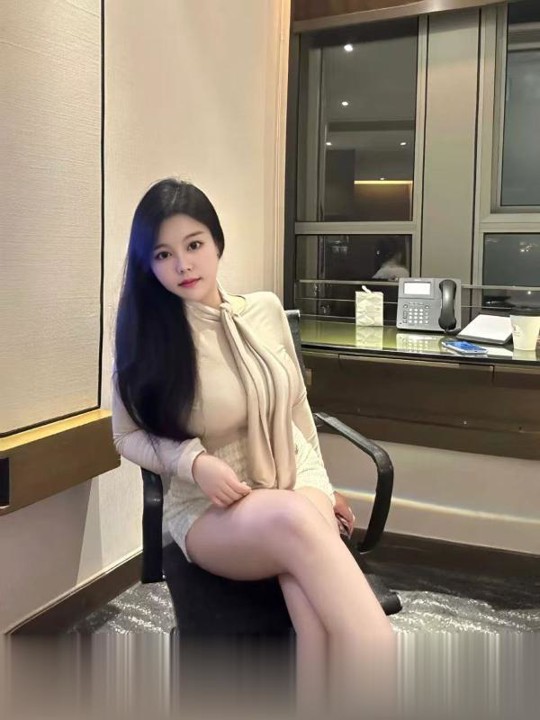 巨臀潮喷慕慕