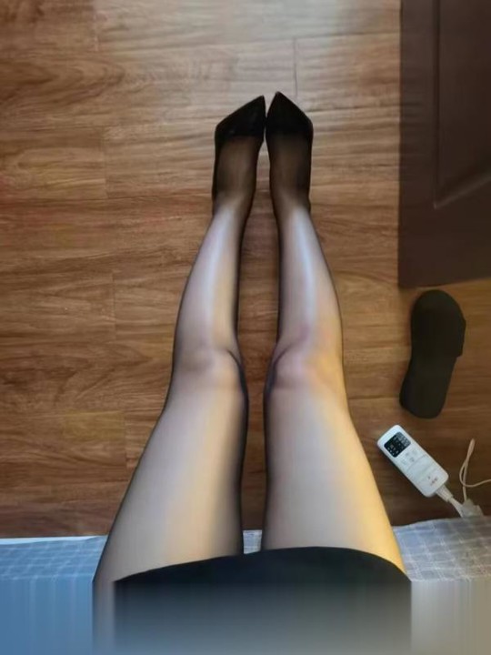 小伊伊...