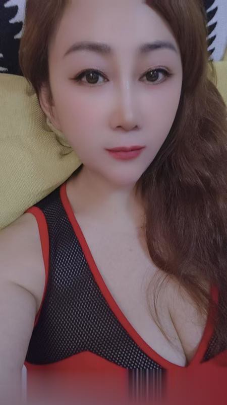 玩得开嫂子.